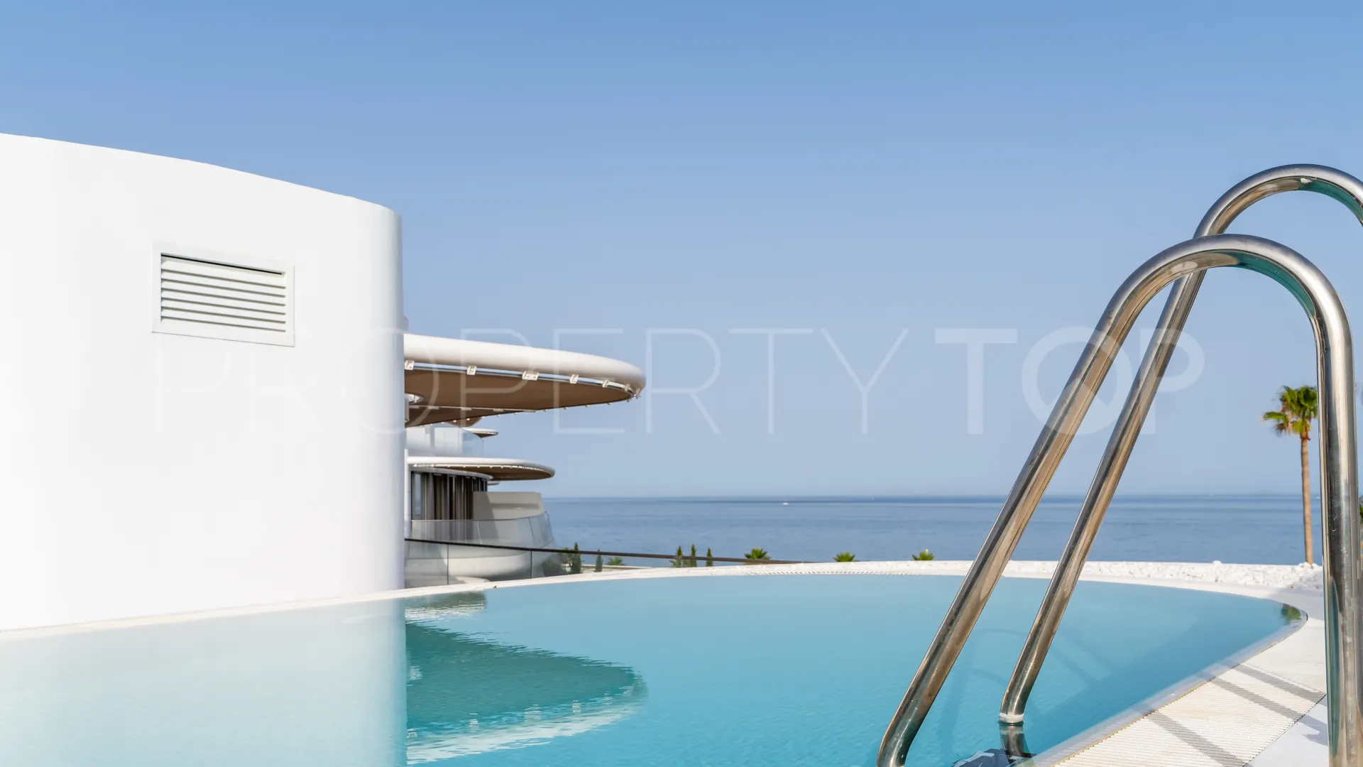 Atico duplex en venta en Estepona