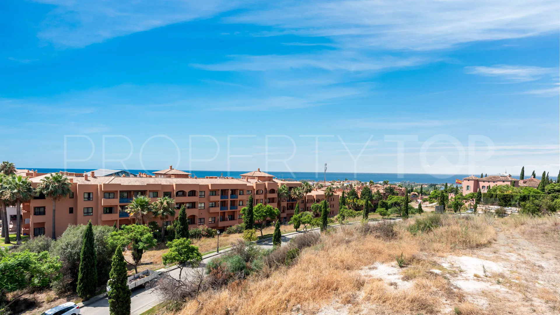 Villa de 5 dormitorios a la venta en Benahavis