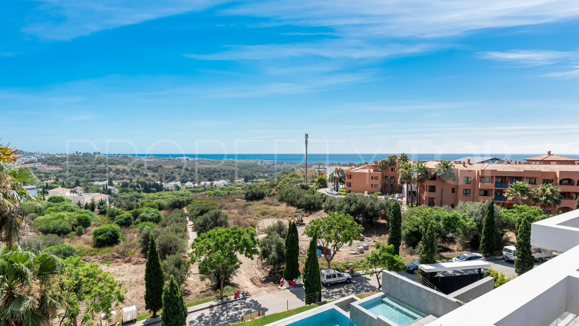 Villa de 5 dormitorios a la venta en Benahavis