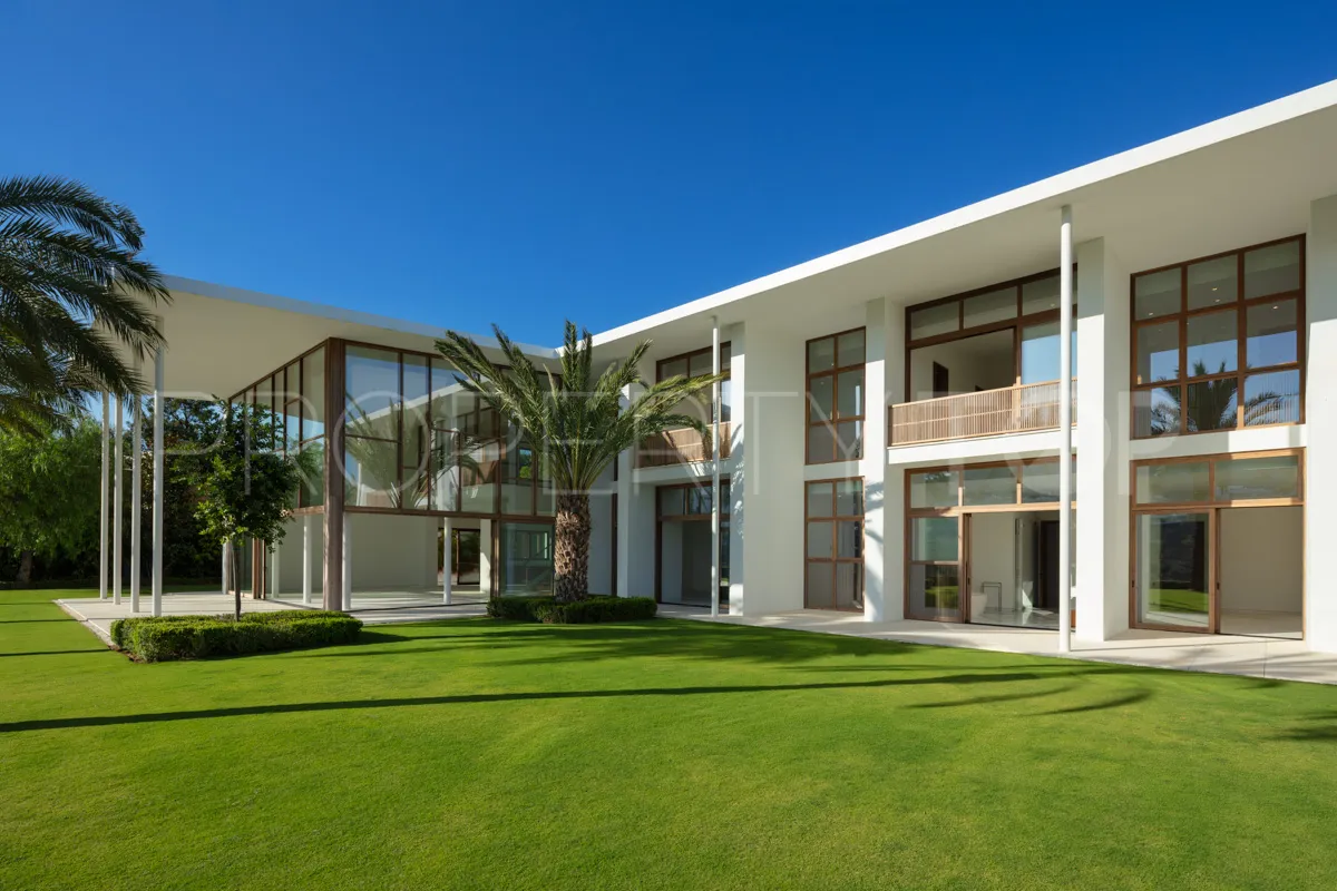 Villa con 6 dormitorios a la venta en Casares Golf