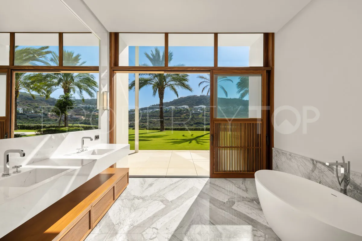 Villa con 6 dormitorios a la venta en Casares Golf
