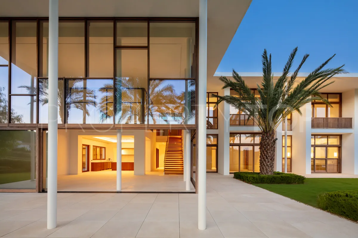 Villa con 6 dormitorios a la venta en Casares Golf