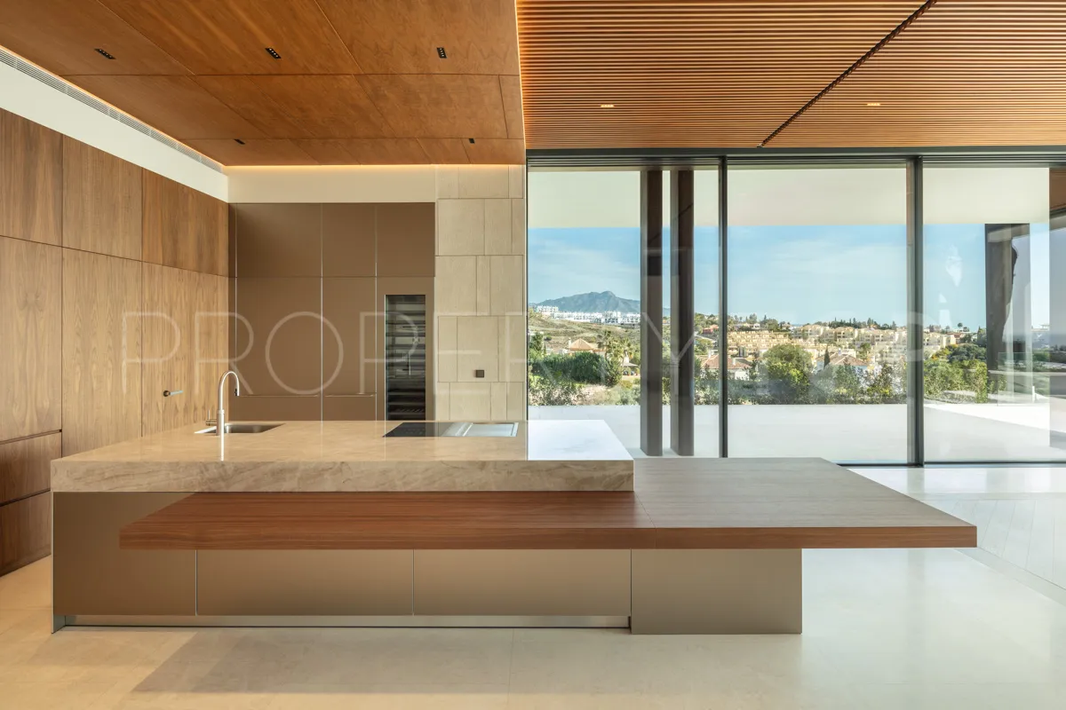 Villa with 12 bedrooms for sale in Benahavis
