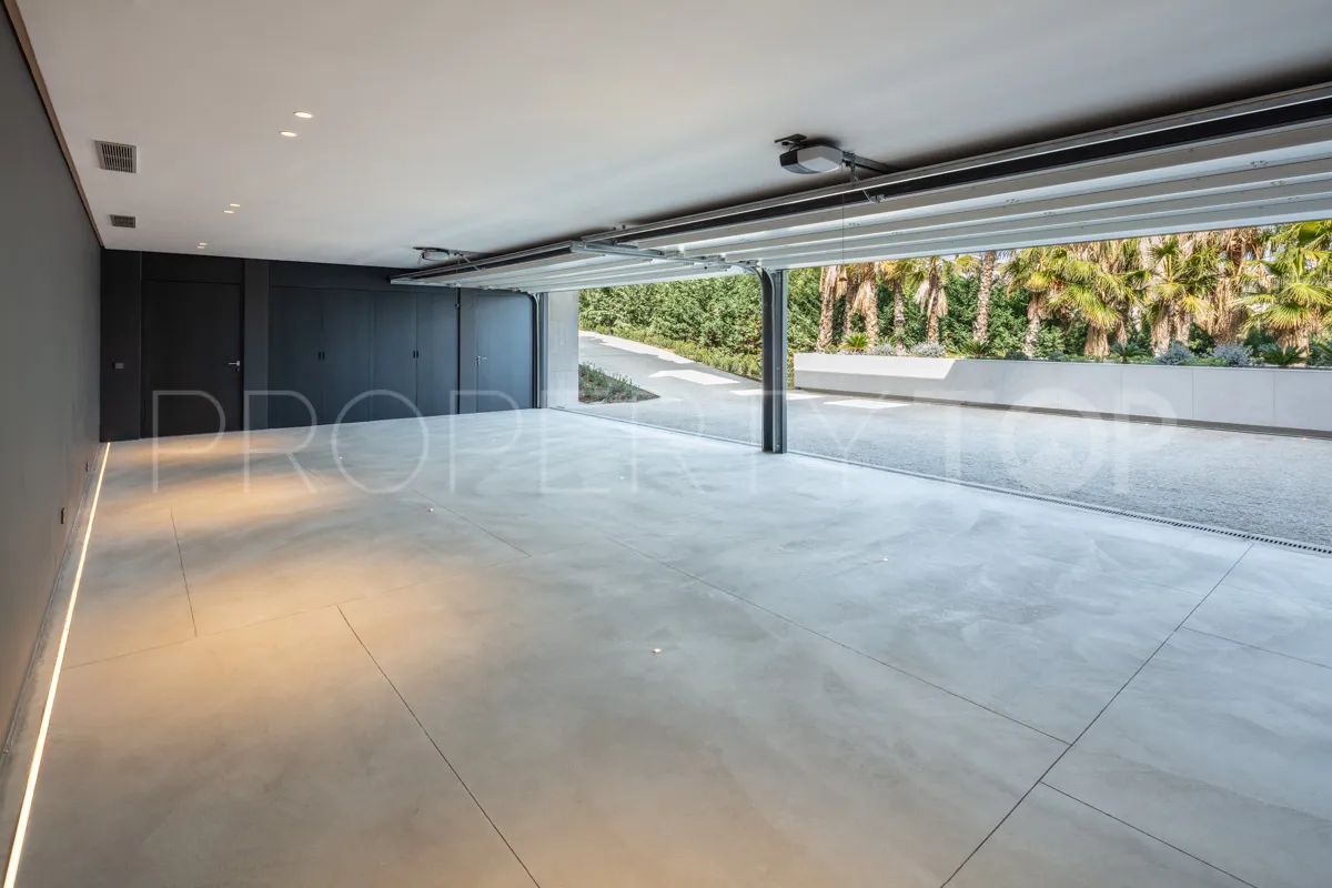 Villa with 12 bedrooms for sale in Benahavis