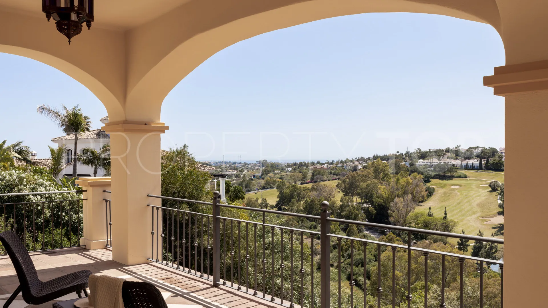 Villa en venta en Benahavis