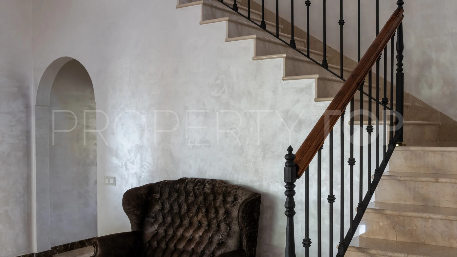 Villa en venta en Benahavis