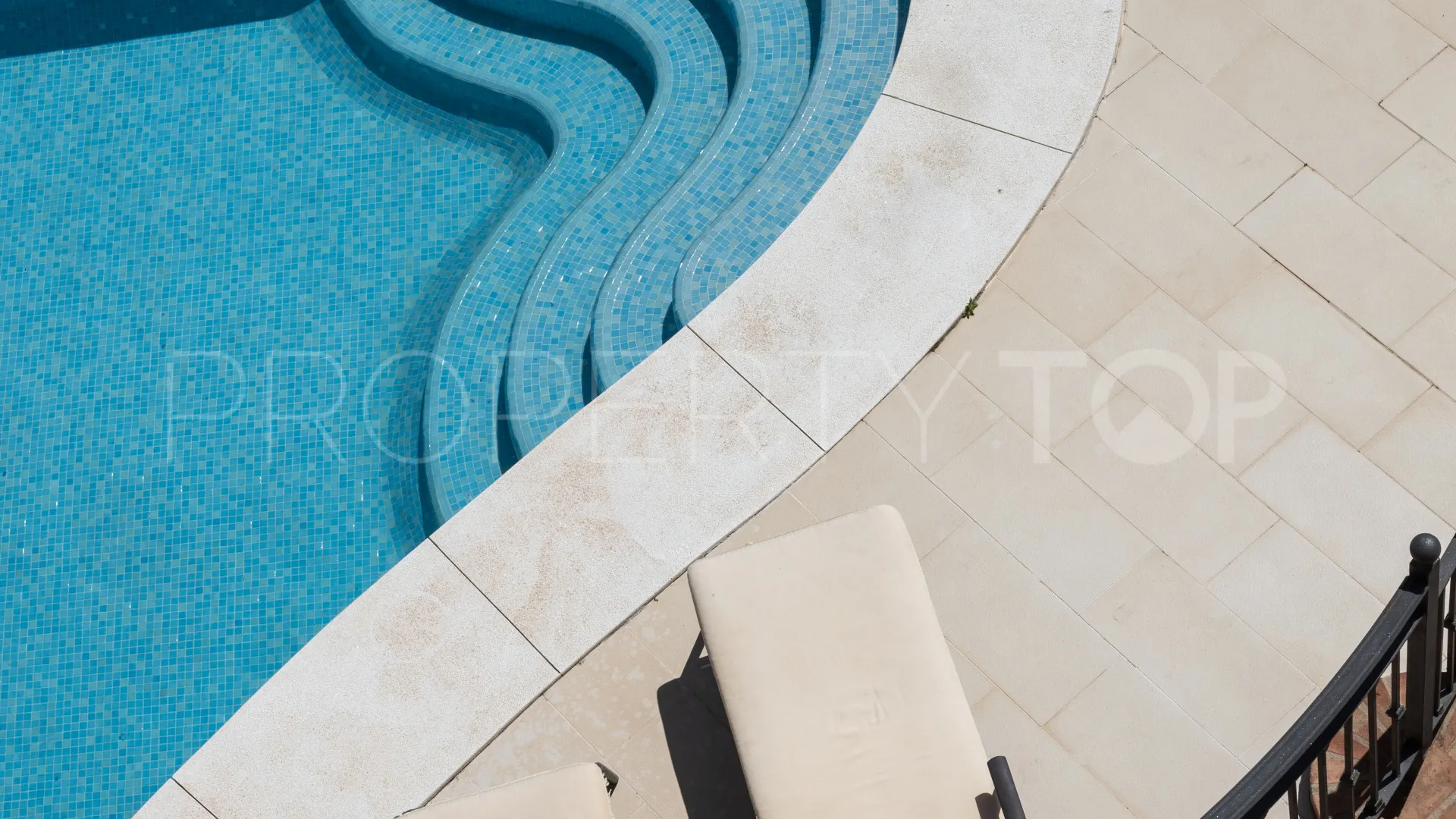 Villa en venta en Benahavis