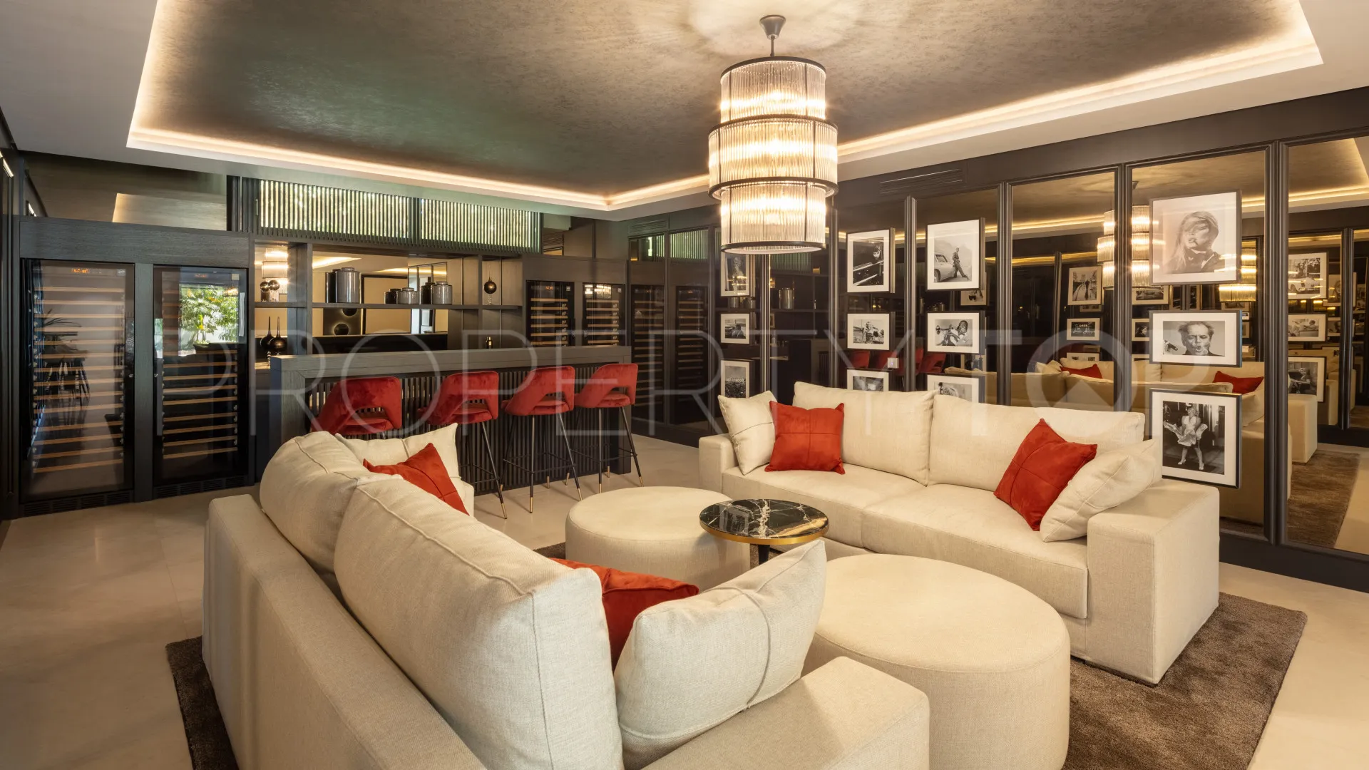 Villa con 7 dormitorios en venta en Benahavis