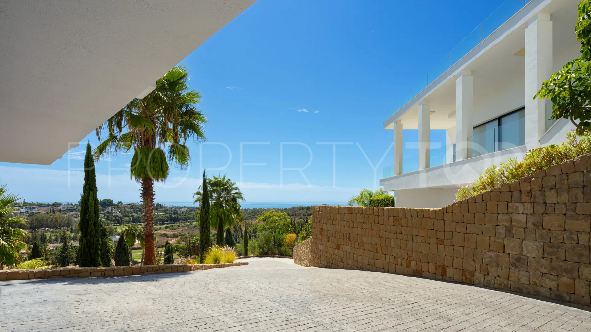 Villa con 7 dormitorios en venta en Benahavis