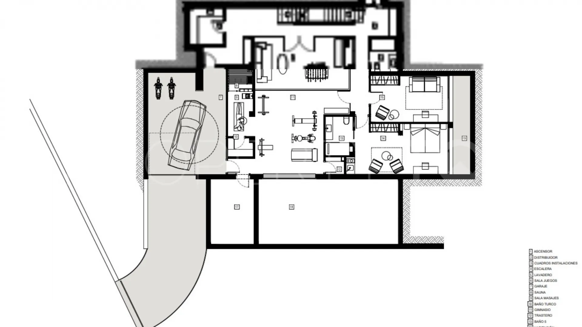 For sale villa with 6 bedrooms in Nueva Andalucia