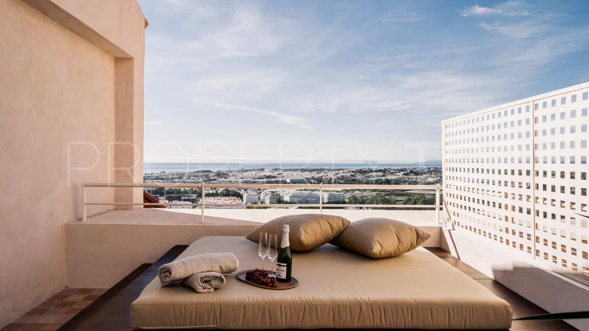 Atico duplex en venta en Marbella de 3 dormitorios