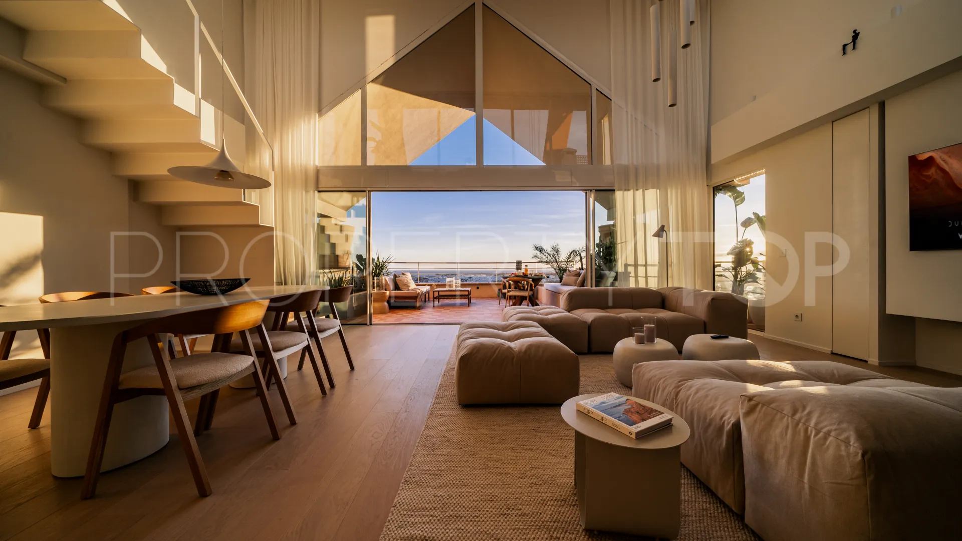 Atico duplex en venta en Marbella de 3 dormitorios