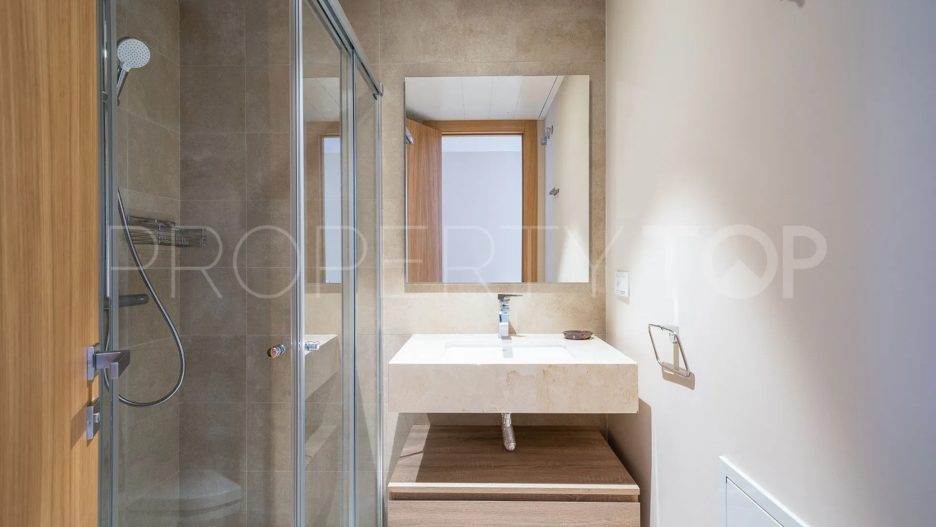 Benahavis, villa en venta de 4 dormitorios