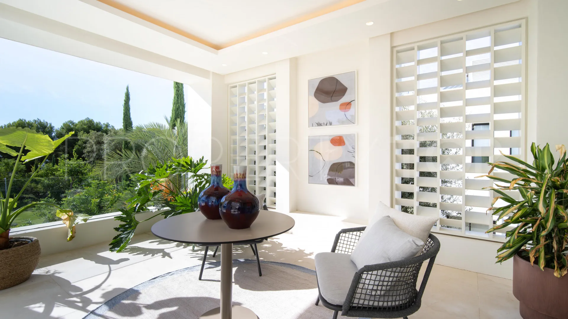 Villa en venta con 5 dormitorios en Marbella