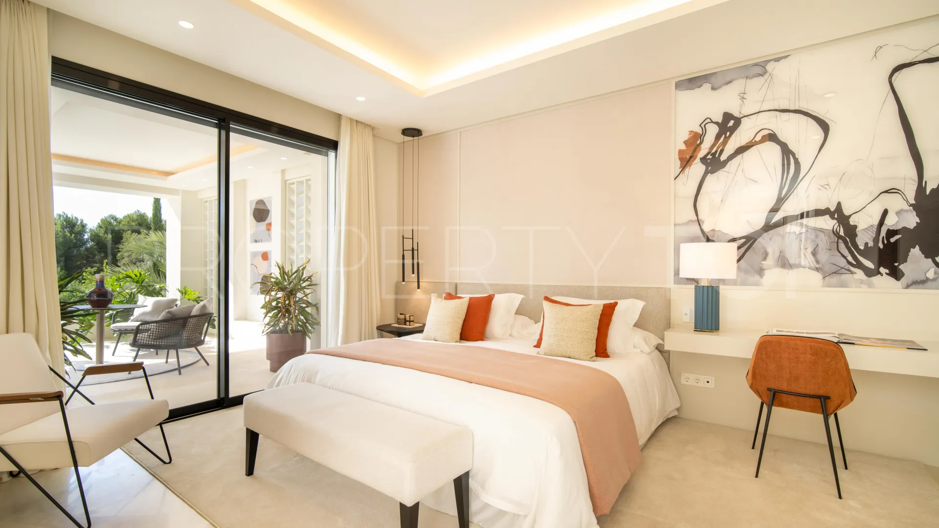 Villa en venta con 5 dormitorios en Marbella