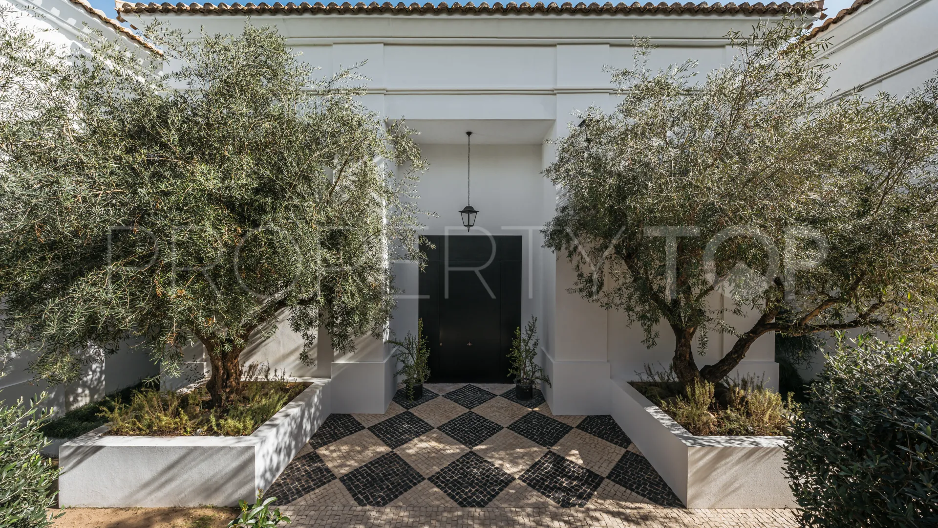 Se vende villa en Benahavis de 7 dormitorios