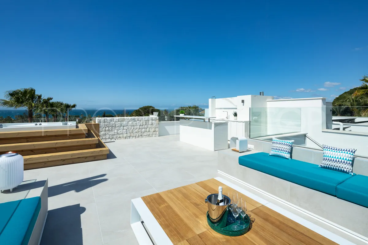 Marbella 4 bedrooms villa for sale