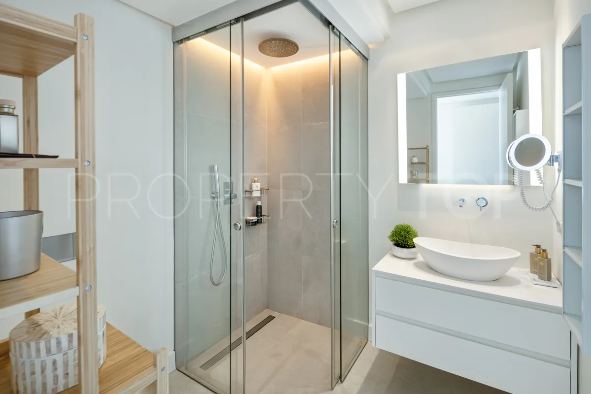 Marbella 4 bedrooms villa for sale