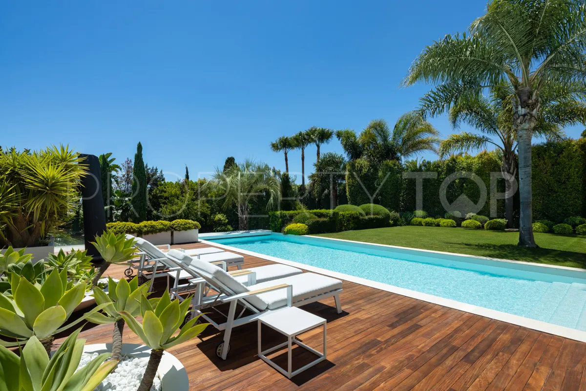 Marbella 4 bedrooms villa for sale
