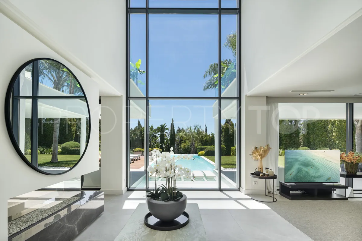 Marbella 4 bedrooms villa for sale