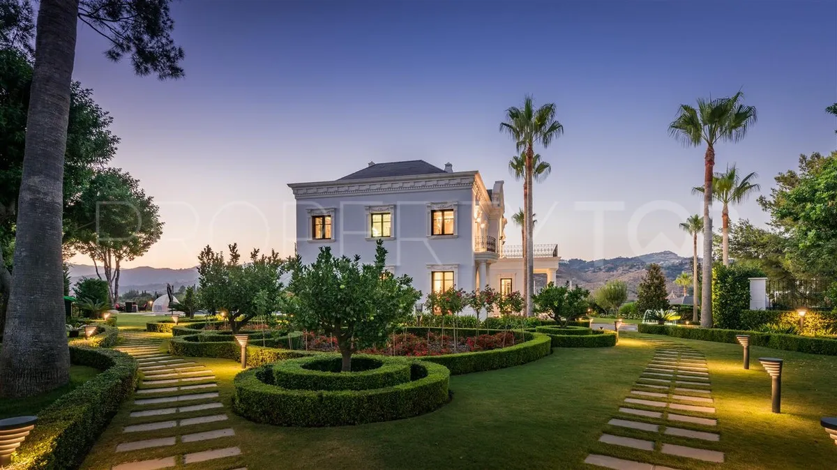 Mansion a la venta en Marbella Este de 7 dormitorios