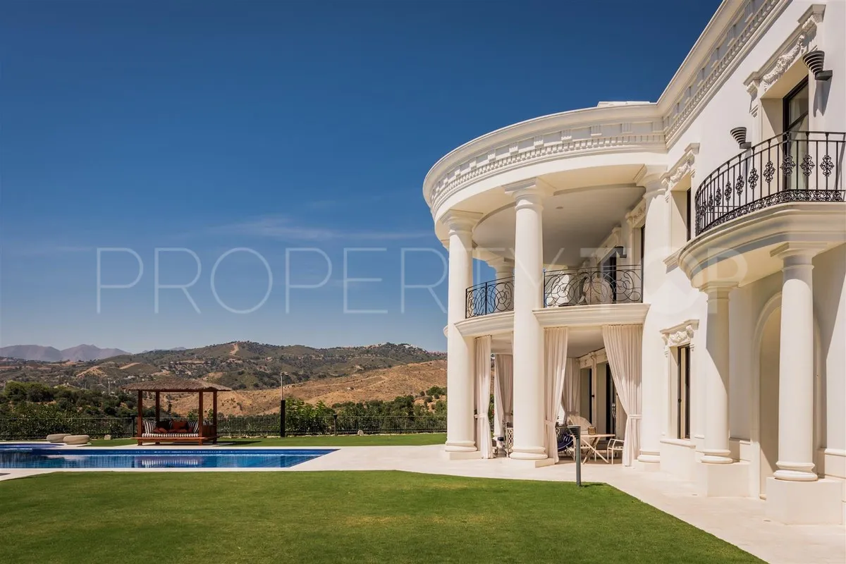 Mansion a la venta en Marbella Este de 7 dormitorios