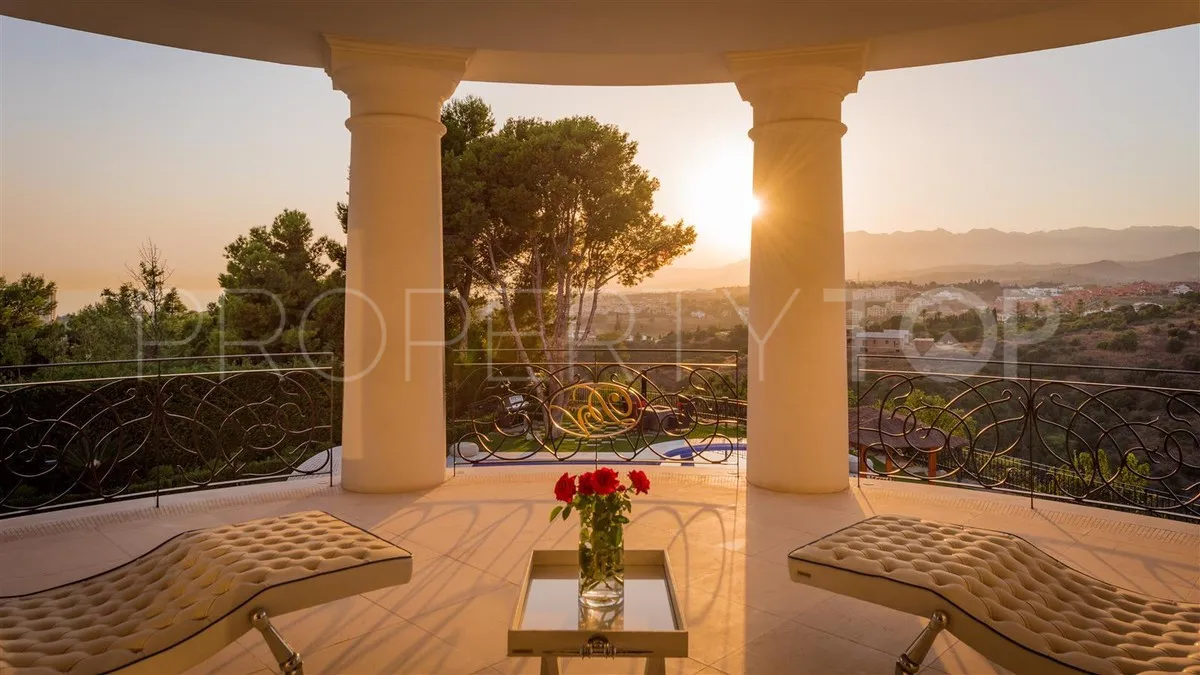 Mansion a la venta en Marbella Este de 7 dormitorios