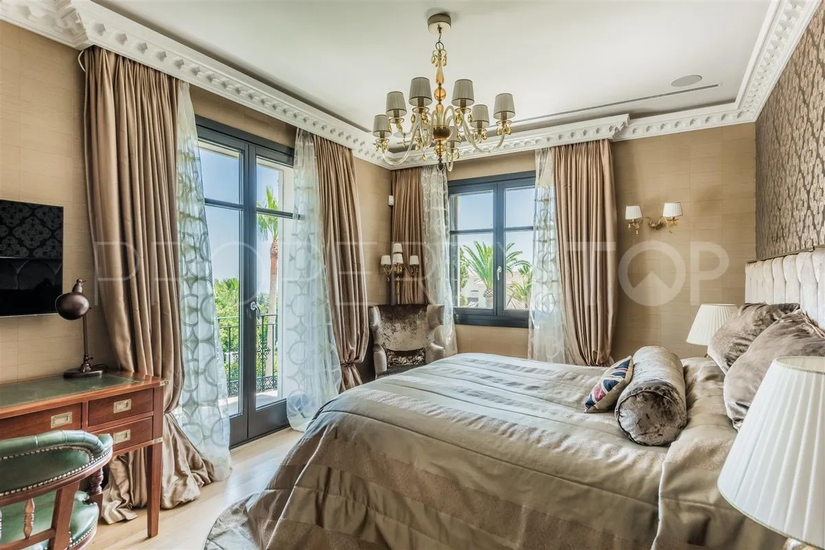 Mansion a la venta en Marbella Este de 7 dormitorios