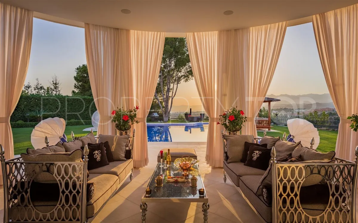 Mansion a la venta en Marbella Este de 7 dormitorios