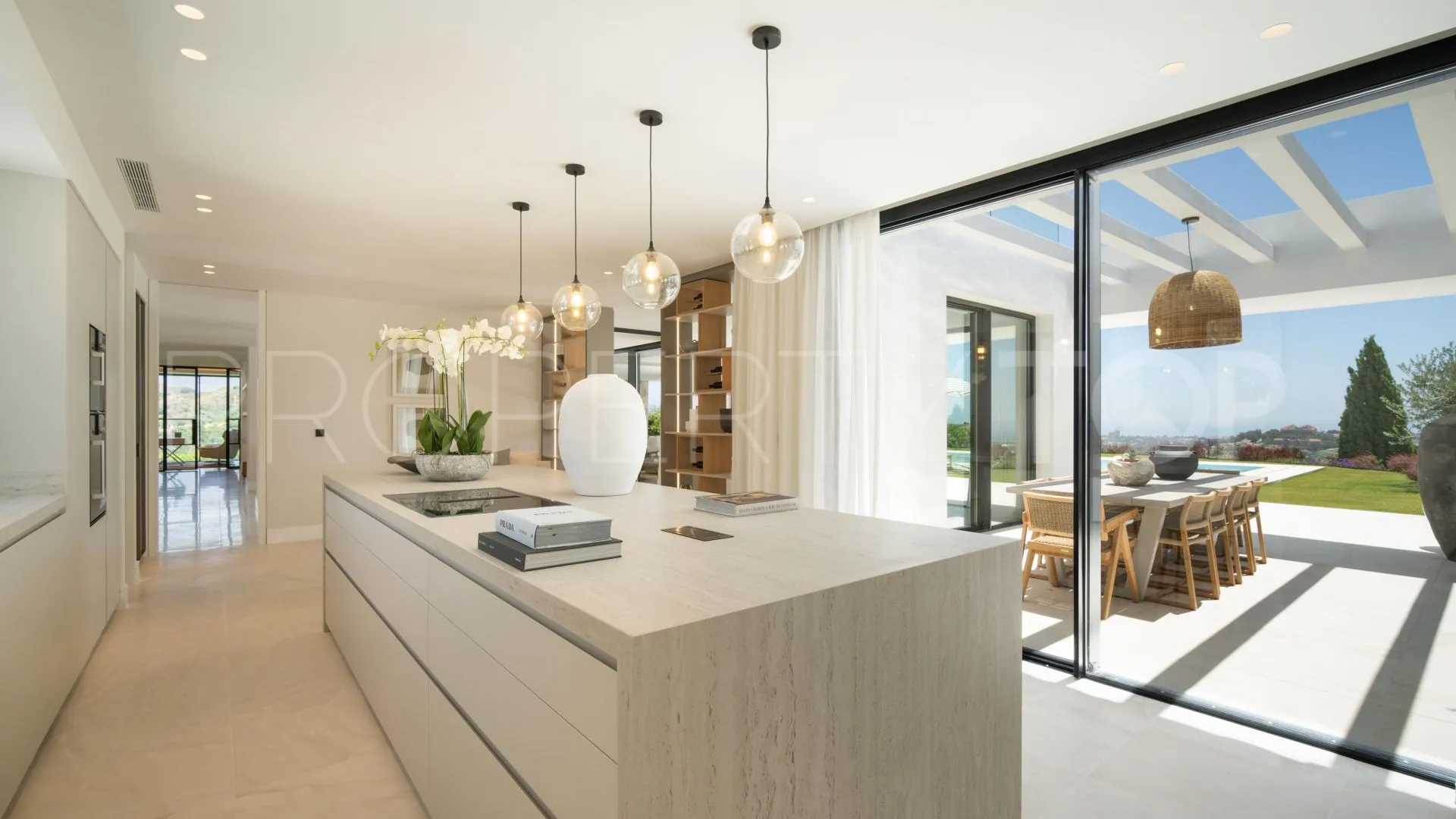 Villa en venta en Benahavis