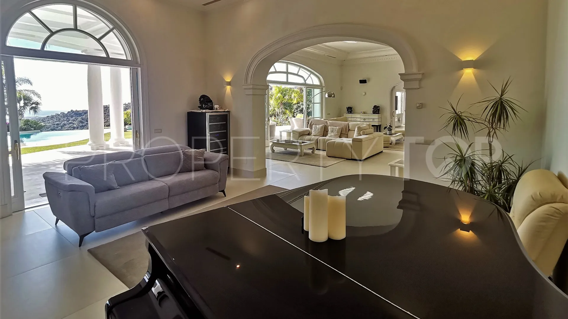 Villa en venta en Benahavis de 7 dormitorios