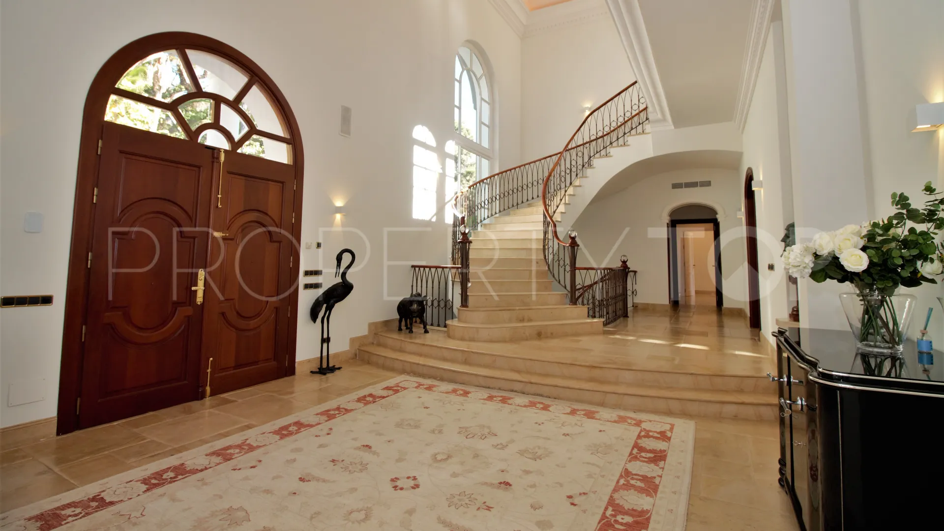 Villa en venta en Benahavis de 7 dormitorios