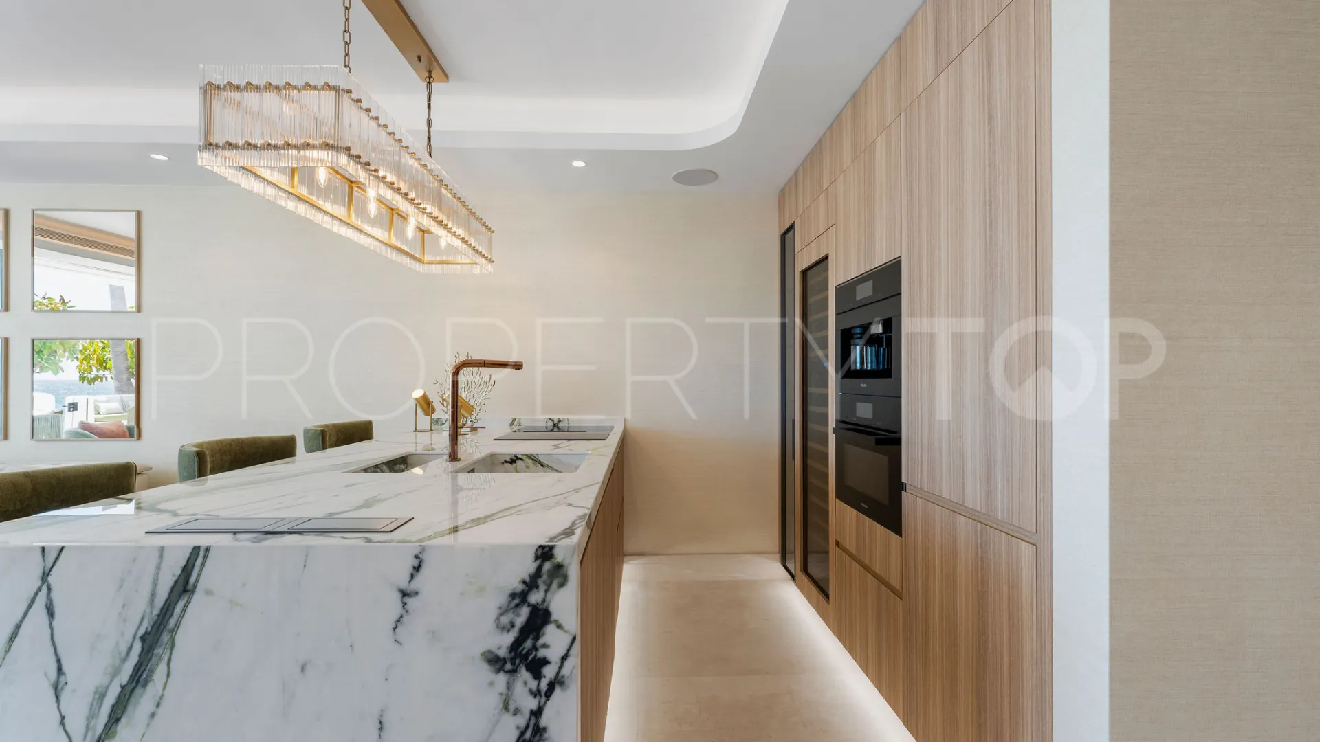 Marbella Golden Mile, apartamento planta baja a la venta