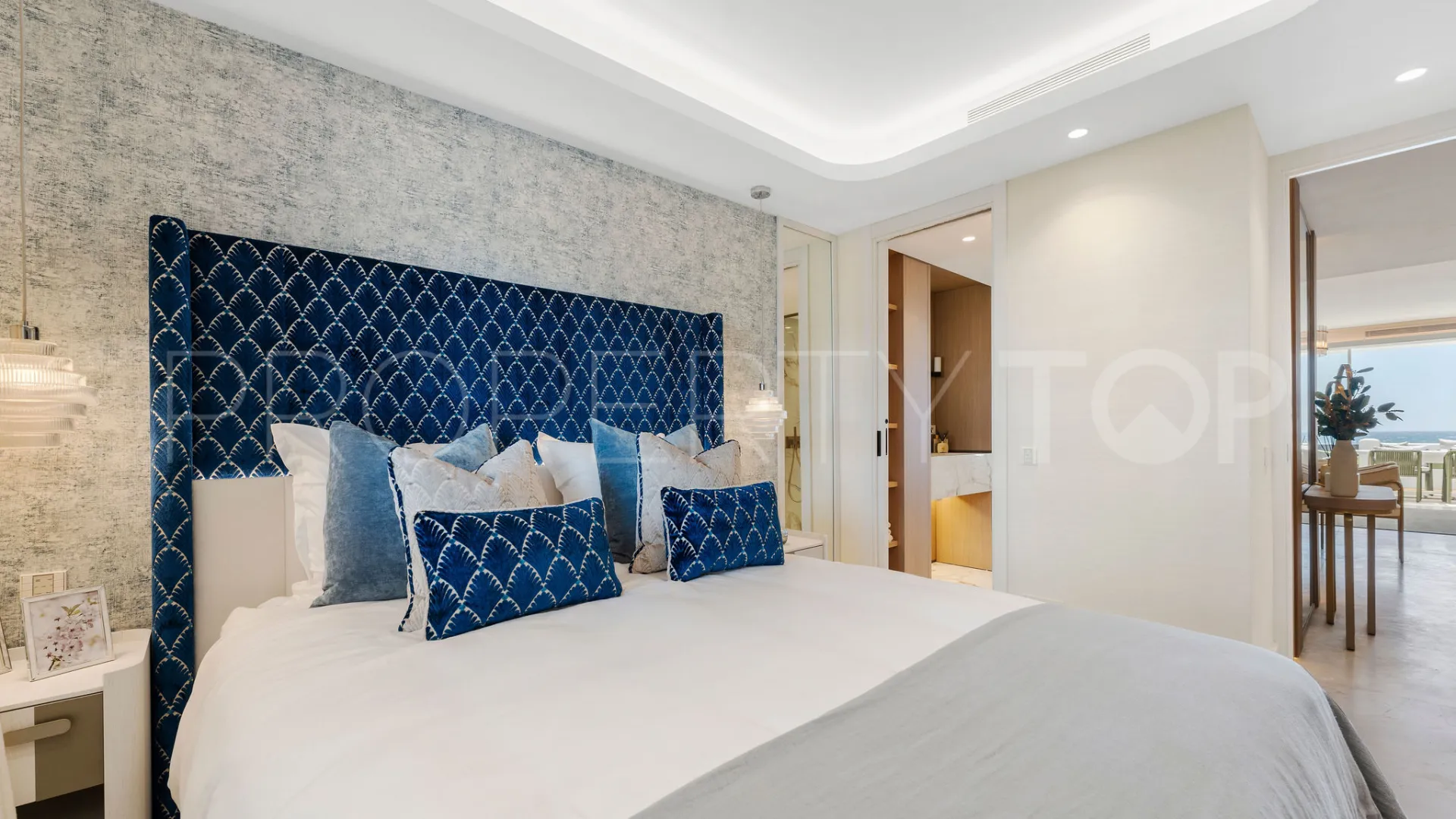 Marbella Golden Mile, apartamento planta baja a la venta