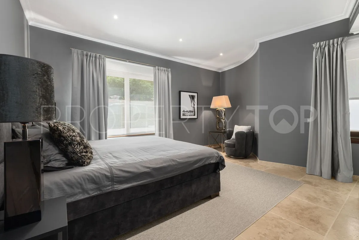 Villa de 7 dormitorios en venta en Benahavis