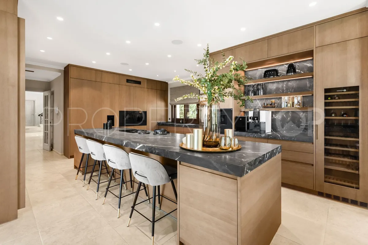 Villa de 7 dormitorios en venta en Benahavis
