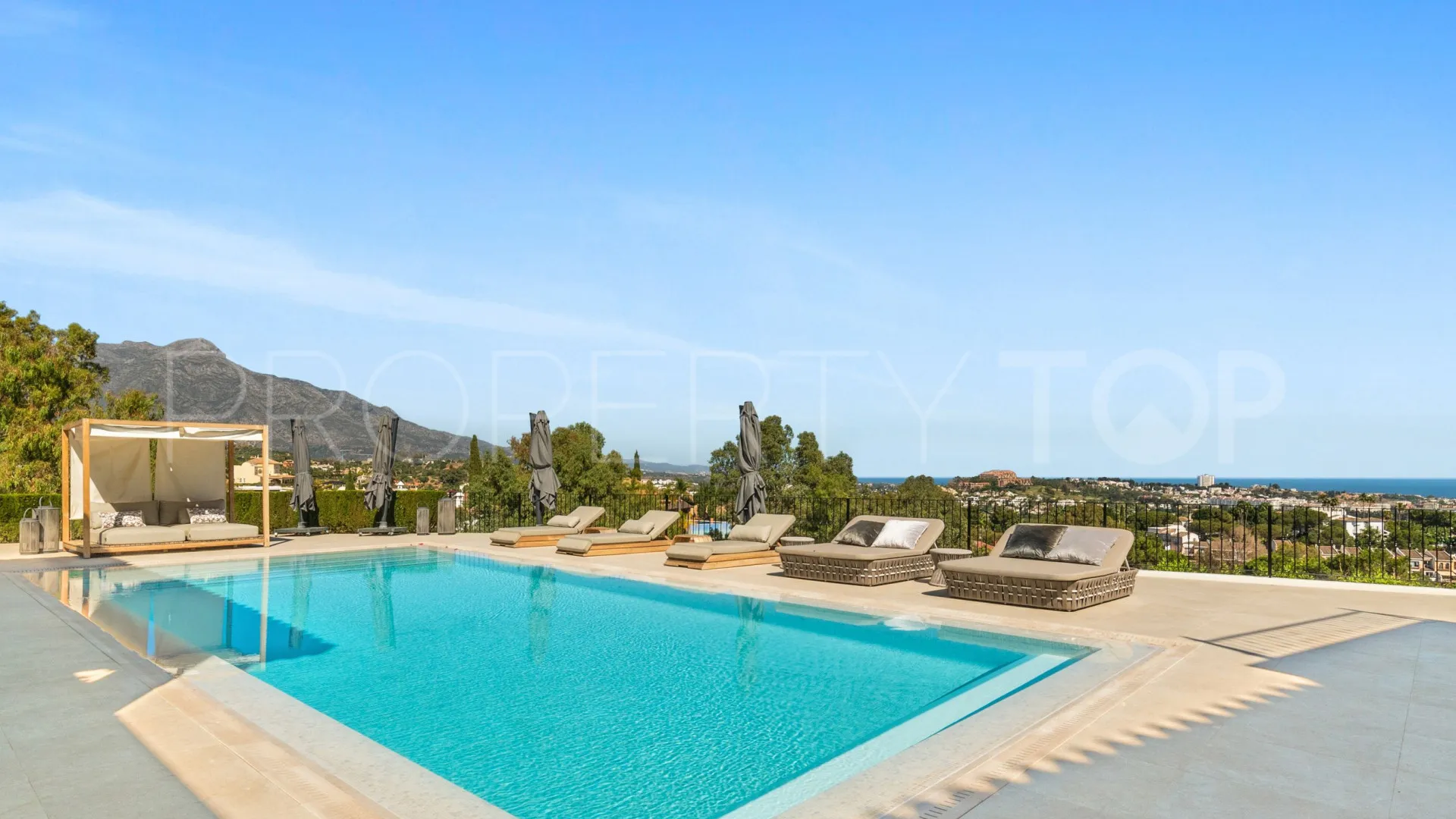 Villa de 7 dormitorios en venta en Benahavis