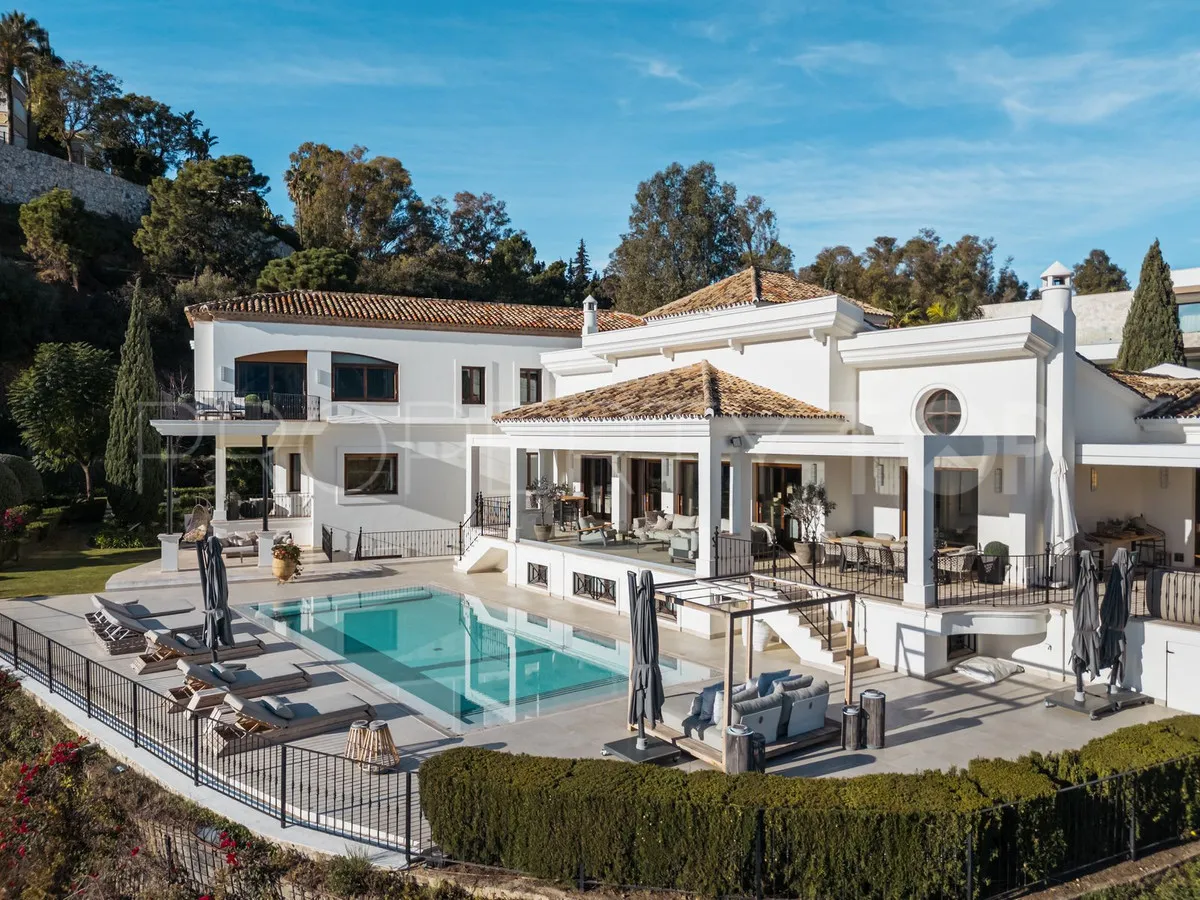 Villa de 7 dormitorios en venta en Benahavis