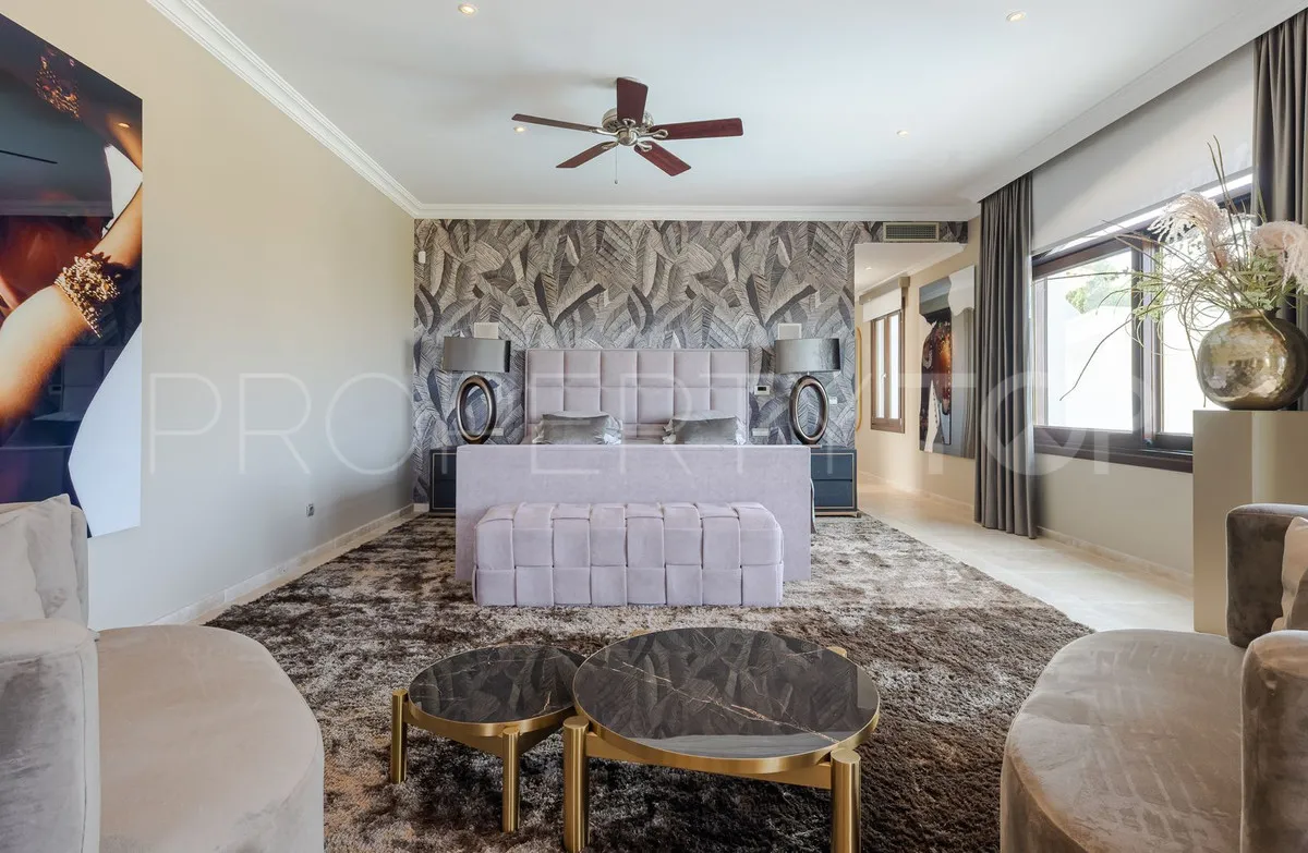 Villa de 7 dormitorios en venta en Benahavis