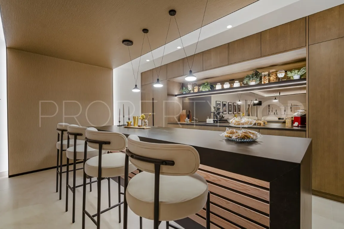 For sale villa with 6 bedrooms in Marbella