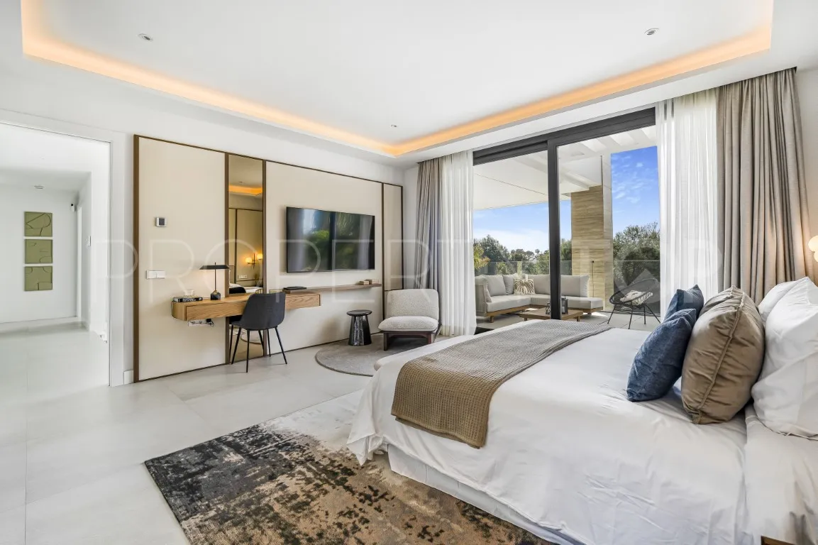 For sale villa with 6 bedrooms in Marbella