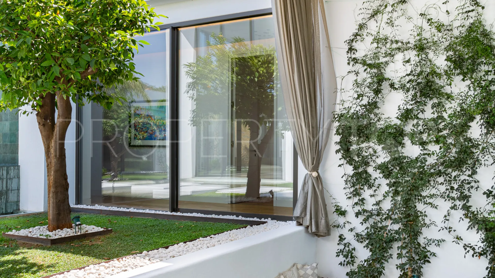 Villa with 6 bedrooms for sale in Benahavis