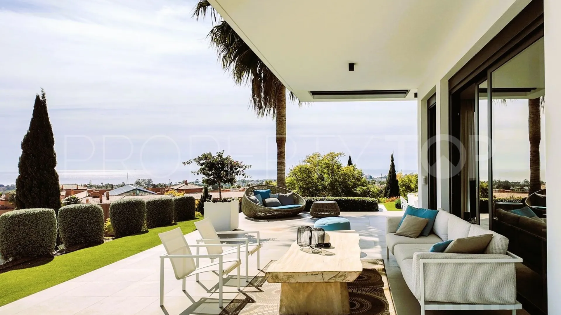 Villa en venta en Benahavis de 4 dormitorios