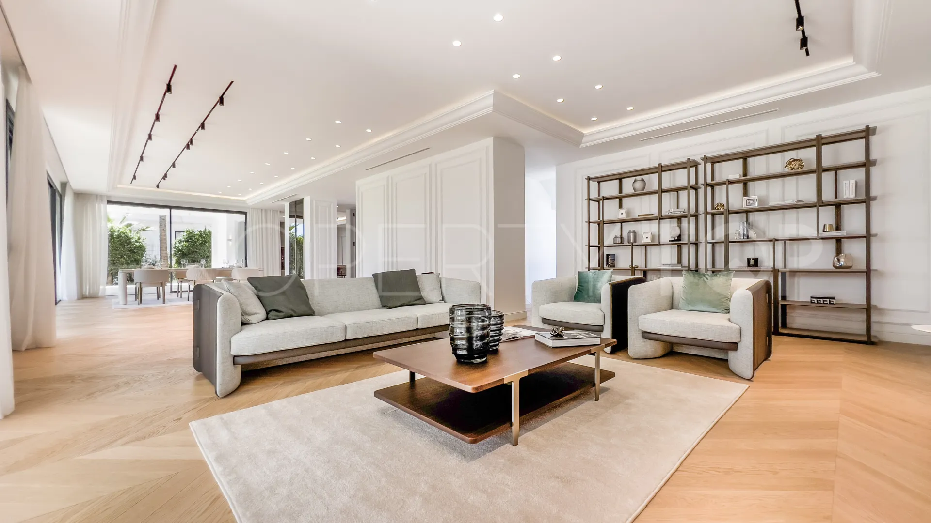 Comprar villa en Marbella Golden Mile con 6 dormitorios