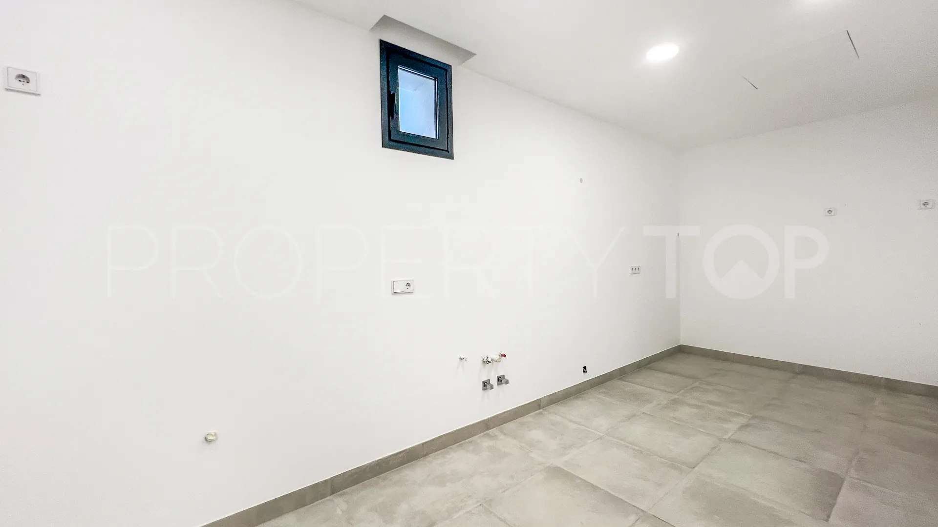 Comprar villa en Marbella Golden Mile con 6 dormitorios