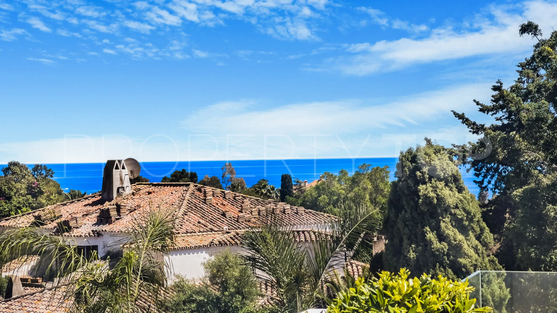 Comprar villa en Marbella Golden Mile con 6 dormitorios
