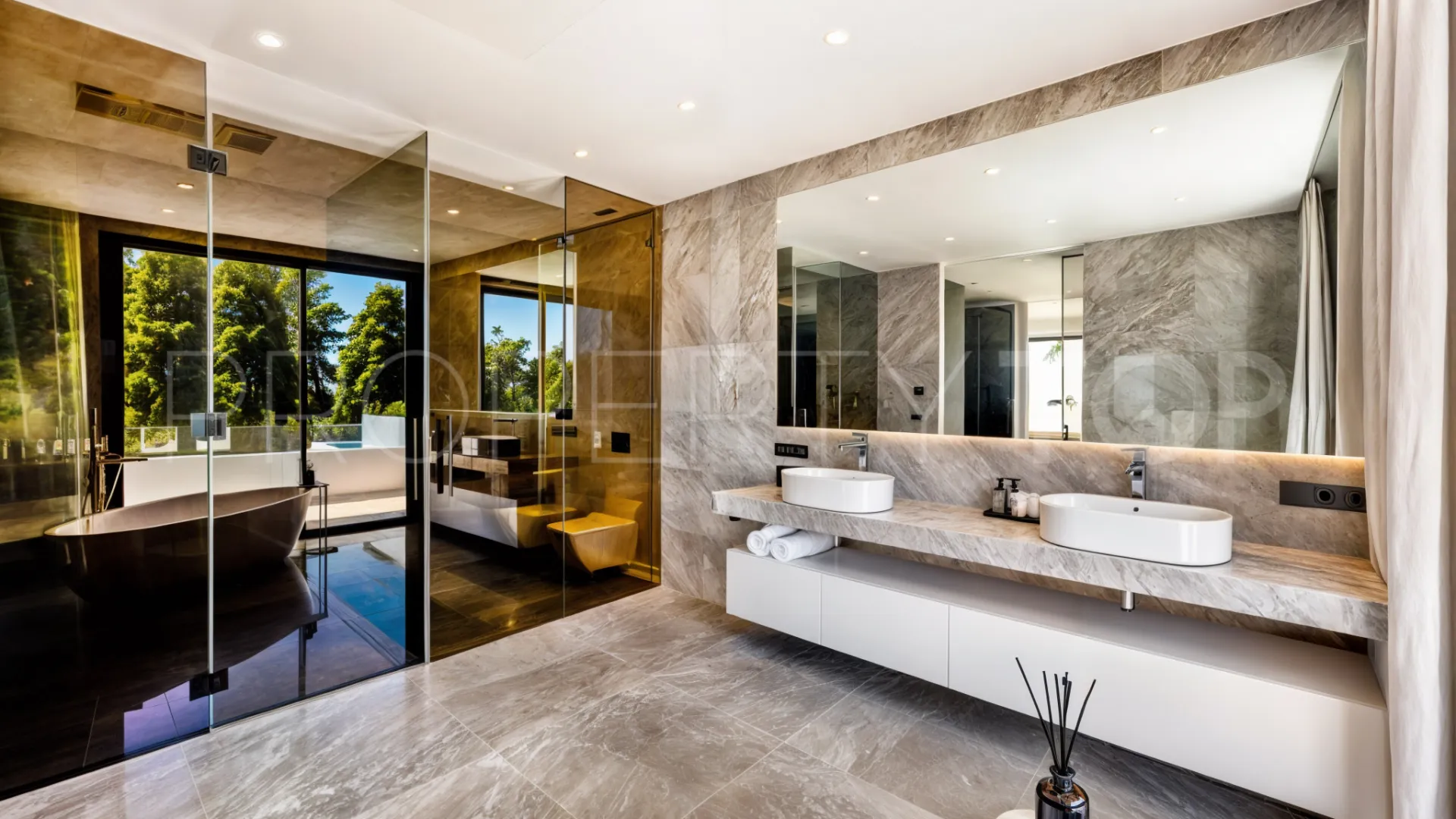 Comprar villa en Marbella Golden Mile con 6 dormitorios