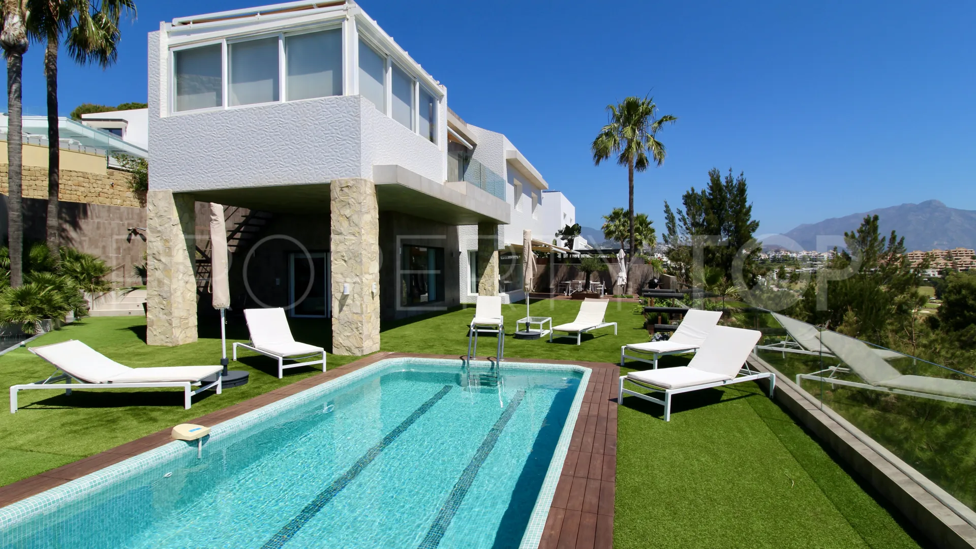 For sale villa in Atalaya