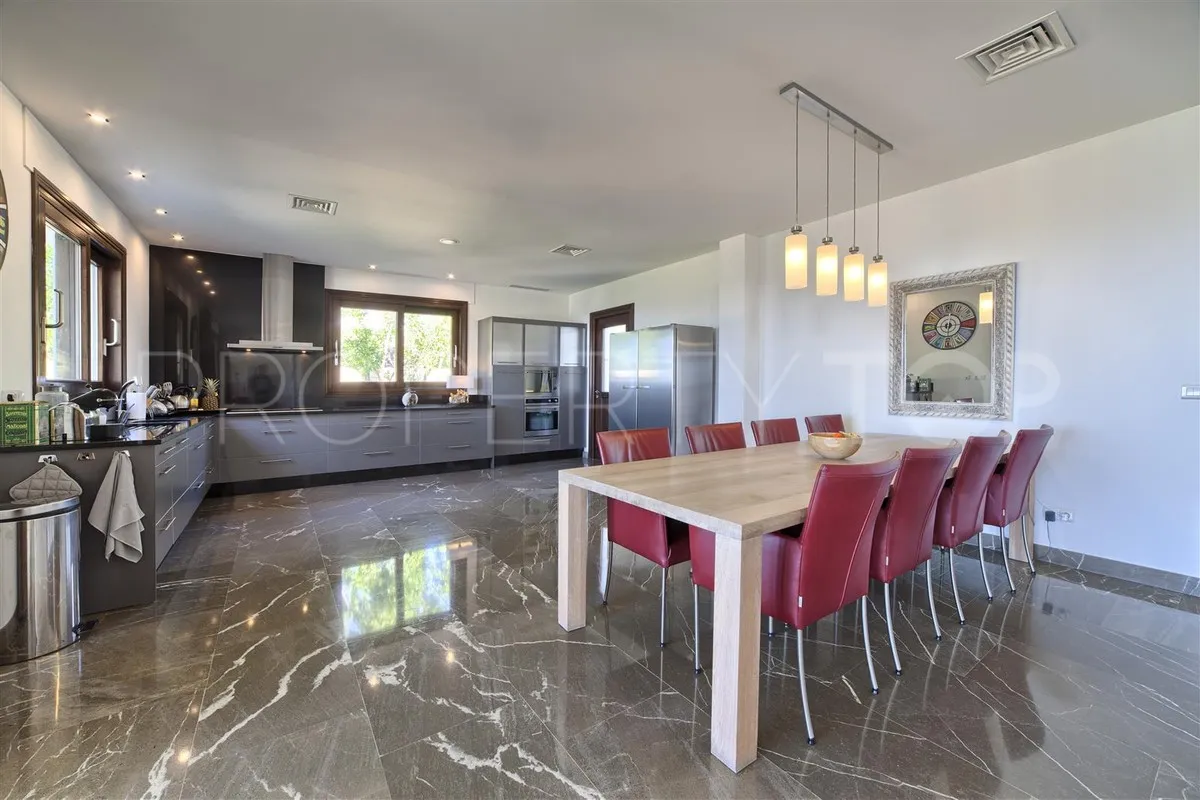 6 bedrooms villa for sale in Los Flamingos