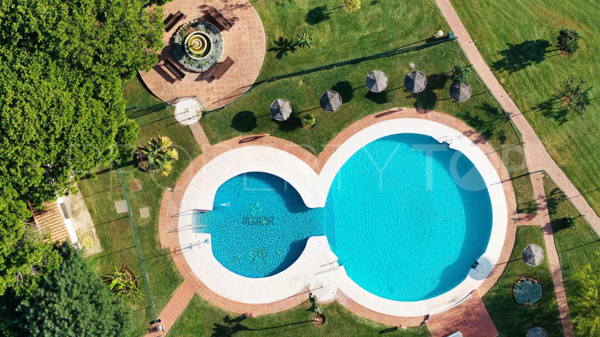 Studio for sale in Calahonda Playa